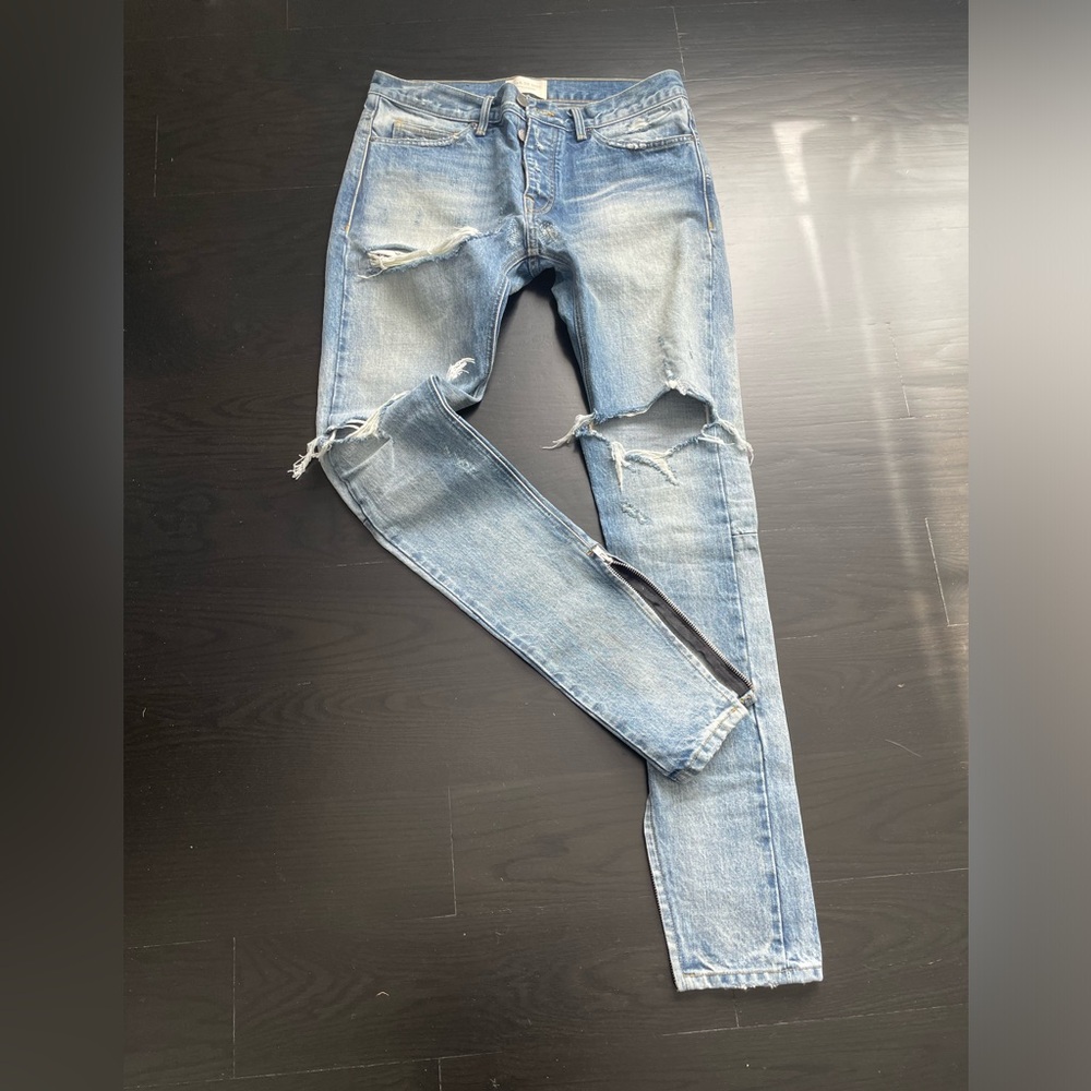 FEAR OF GOD distressed jeans